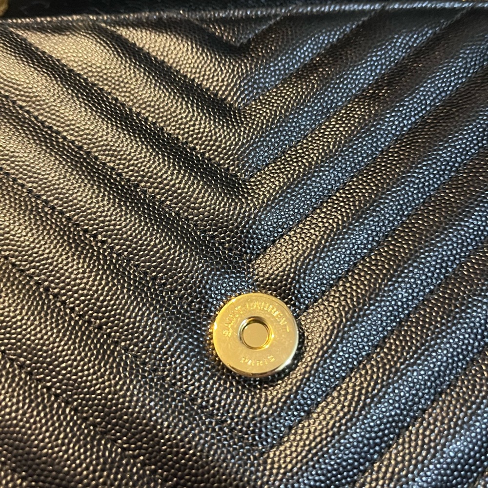 Yves Saint Laurent Black Chevron Shoulder Bag - Picture 9 of 12